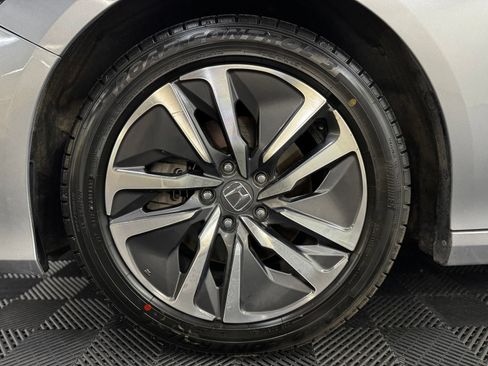 Used 2021 Honda Accord Hybrid image 9