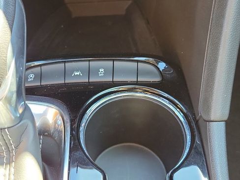 Used 2023 Buick Encore GX Select image 31