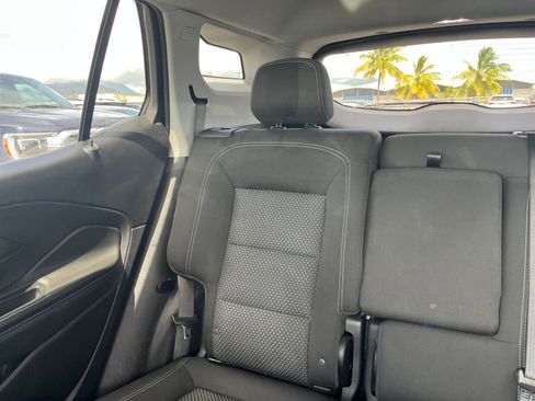 Used 2024 GMC Terrain SLE FWD image 39