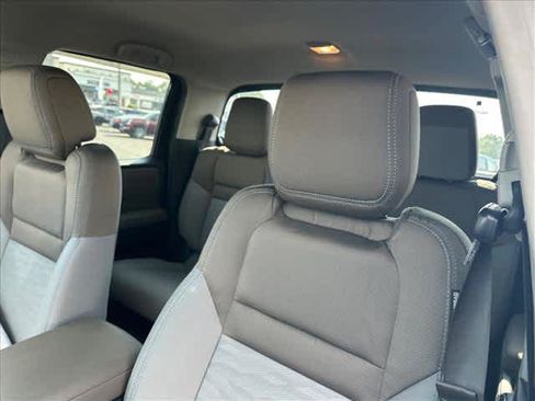 Used 2022 Nissan Frontier SV w/ Technology Package AWD/4WD image 20