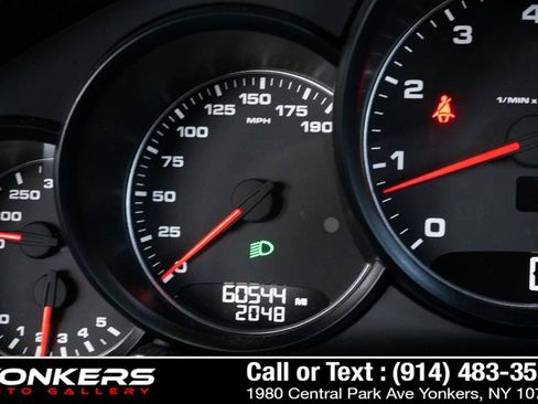 Used 2016 Porsche Panamera 4 Edition image 26