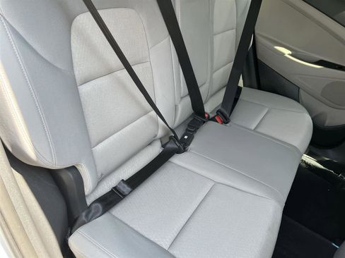 Used 2018 Hyundai Tucson SE image 14