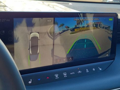 New 2026 Nissan Leaf SV+ w/ Floor Mat Package (SV+) FWD image 11