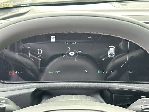 Used 2025 Kia EV6 Light w/ Light LR Technology Package RWD image 10