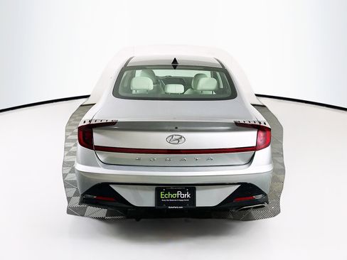 Used 2021 Hyundai Sonata SEL w/ Preferred Accessory Package FWD image 7