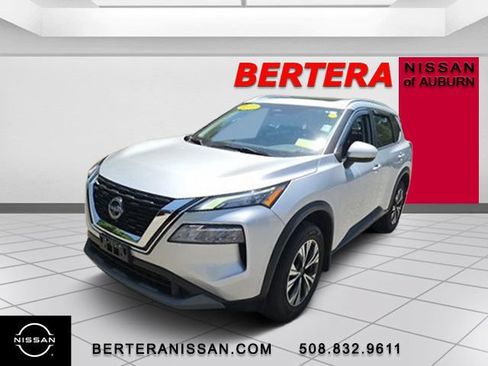 Used 2023 Nissan Rogue SV w/ SV Premium B Package AWD/4WD image 5