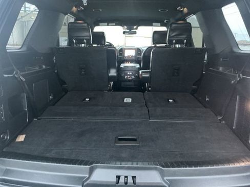 Used 2020 Ford Expedition Limited image 41