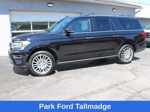 Used 2023 Ford Expedition Max Limited AWD/4WD image 2