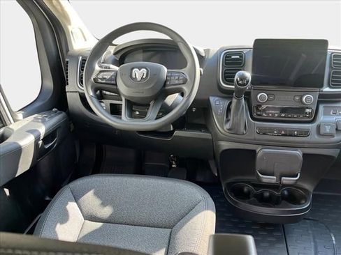 New 2025 RAM ProMaster 2500 w/ Quick Order Package 22G SLT image 16