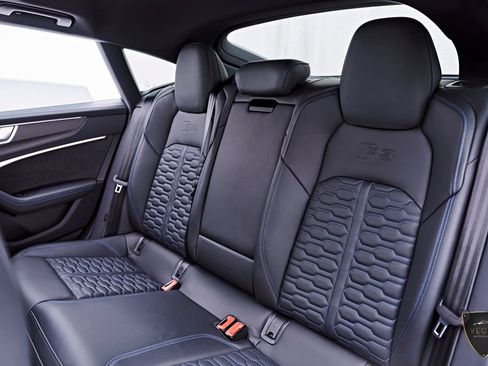 Used 2025 Audi RS 7 Performance AWD/4WD image 61