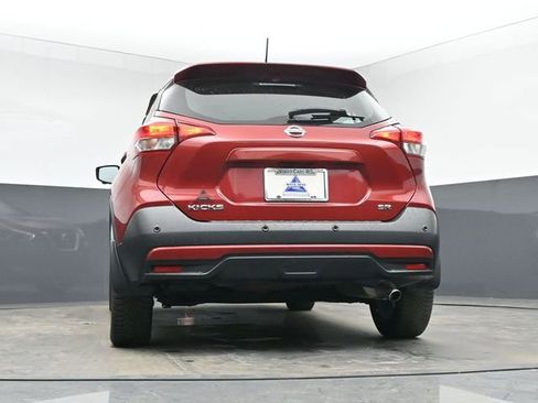 Used 2020 Nissan Kicks SR w/ SR Premium Package image 15