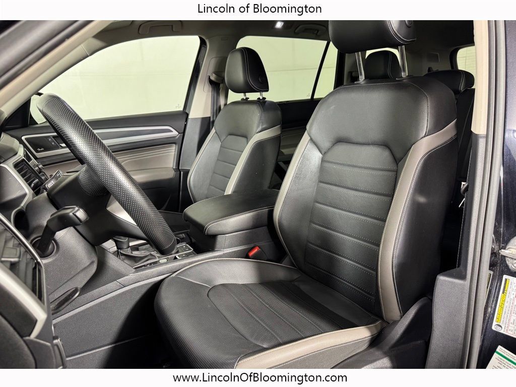 Used 2023 Volkswagen Atlas SEL Premium AWD/4WD image 17