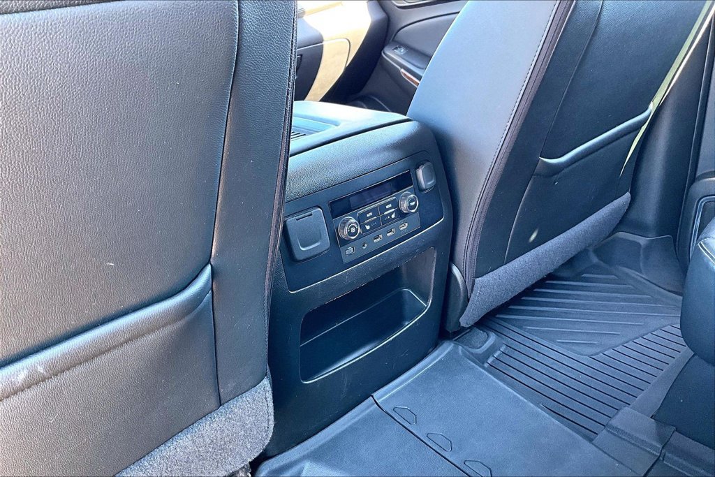 Used 2020 Chevrolet Tahoe Premier AWD/4WD image 24