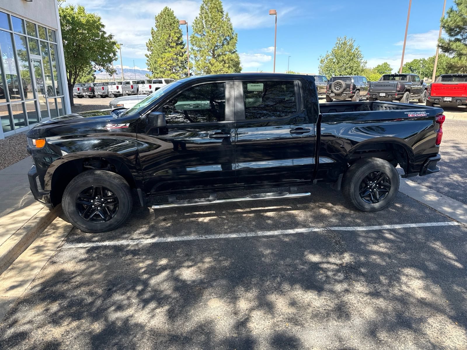Used 2019 Chevrolet Silverado 1500 Custom Trail Boss w/ Custom Convenience Package AWD/4WD image 1