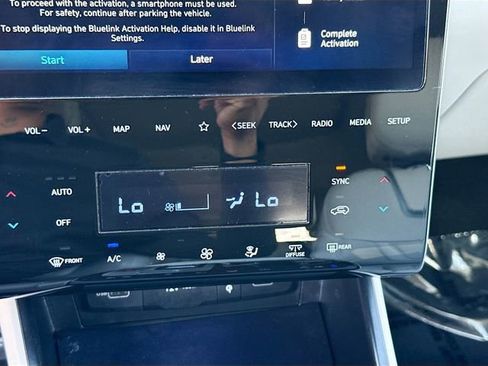 Used 2023 Hyundai Tucson Limited image 15