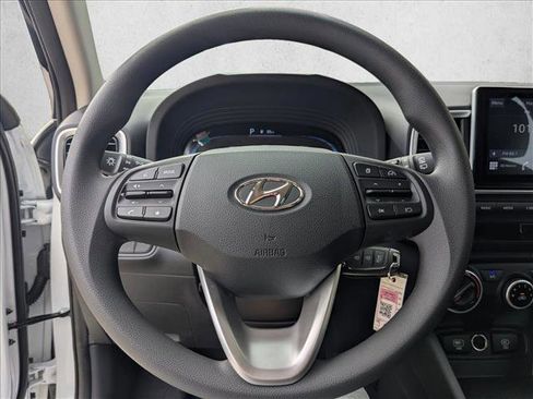 New 2026 Hyundai Venue SE FWD image 12