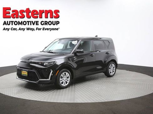 Used 2023 Kia Soul LX image 93