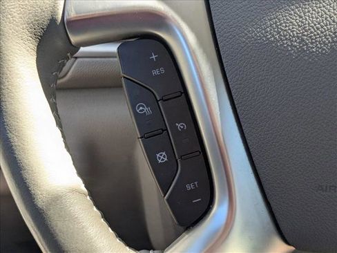 Used 2016 Chevrolet Traverse LTZ image 4