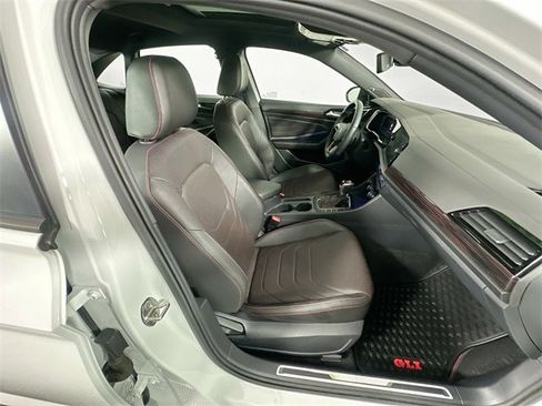 Used 2023 Volkswagen Jetta GLI Autobahn image 29