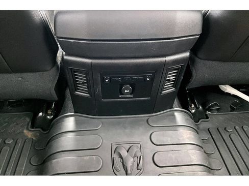 Used 2015 RAM 3500 Laramie AWD/4WD image 13