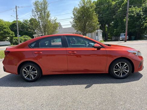 Certified 2023 Kia Forte LXS w/ LXS Technology Package FWD image 7