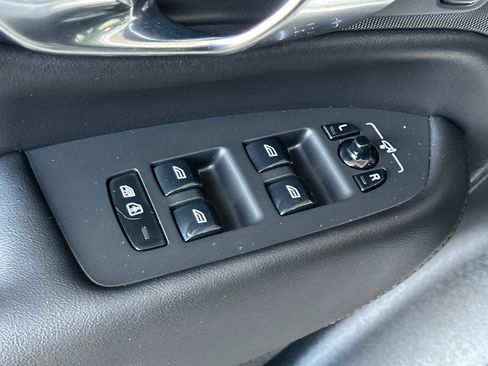 Used 2023 Volvo XC90 T8 Plus w/ Protection Package Premier image 15