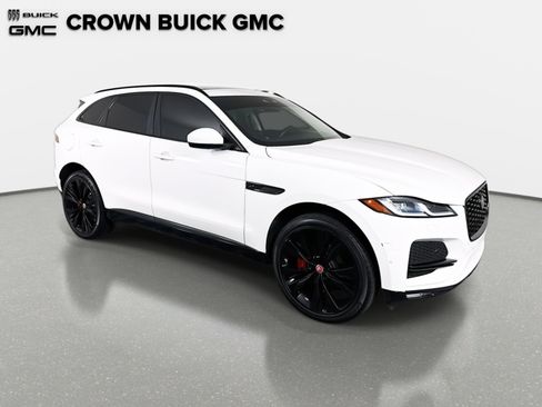 Used 2023 Jaguar F-PACE S image 4
