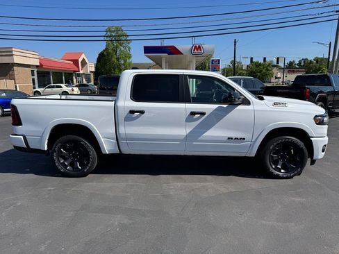 Used 2025 RAM 1500 Big Horn AWD/4WD image 4