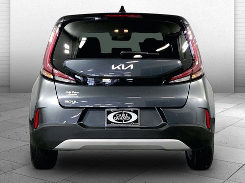 Certified 2025 Kia Soul LX w/ LX Technology Package image 3