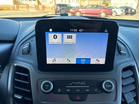 Used 2020 Ford Transit Connect XL image 18