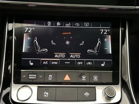 Used 2020 Audi Q8 Premium w/ Black Optic Package image 20