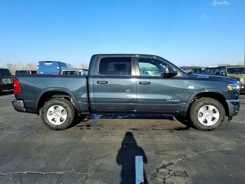 New 2026 RAM 1500 Big Horn AWD/4WD image 17