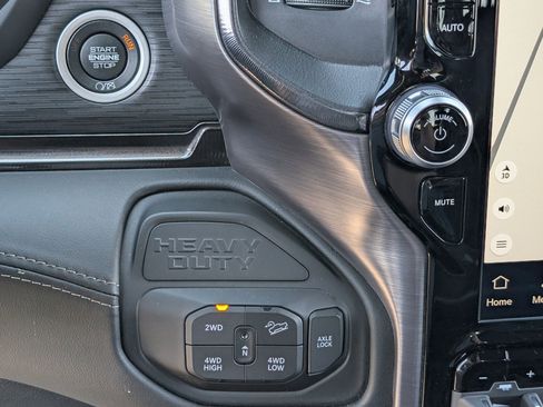 Used 2024 RAM 2500 Rebel AWD/4WD image 28
