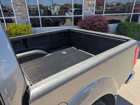 Used 2019 Nissan Frontier SV AWD/4WD image 23
