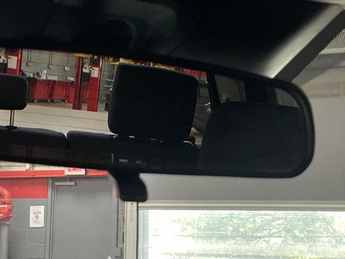 Used 2024 Toyota Tundra Limited w/ Power Package AWD/4WD image 26