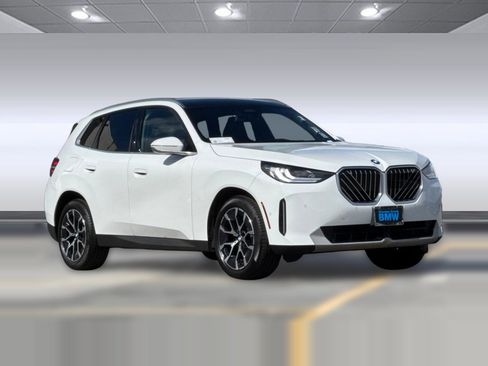 Used 2025 BMW X3 xDrive30i w/ Convenience Package AWD/4WD image 7