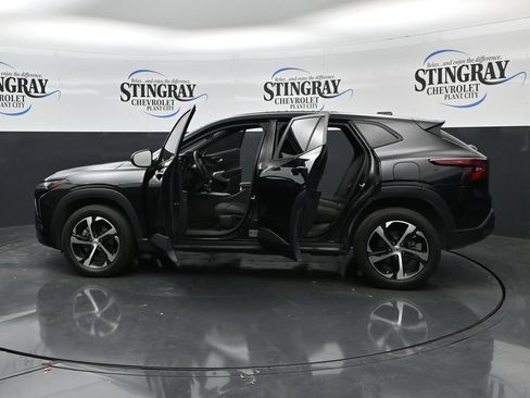 Used 2024 Chevrolet Trax RS w/ Driver Confidence Package FWD image 37