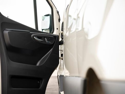 New 2026 Mercedes-Benz Sprinter 2500 image 11