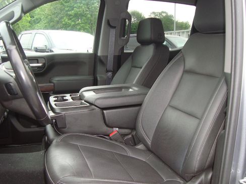 Used 2021 GMC Sierra 1500 SLT w/ X31 Off-Road Package image 11