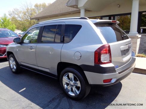 Used 2016 Jeep Compass Sport w/ Power Value Group FWD image 4