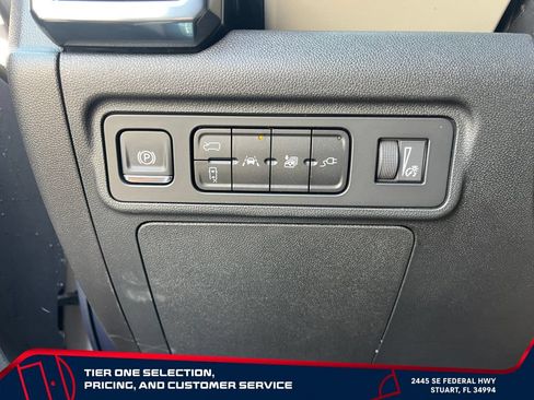 New 2026 GMC Hummer EV SUV AWD/4WD image 17