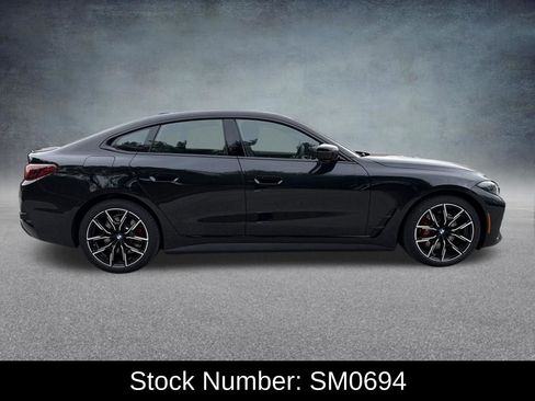 New 2026 BMW i4 xDrive40i image 6