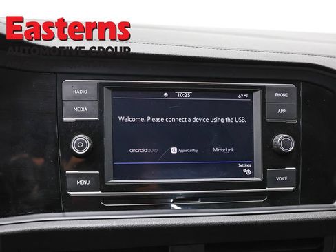 Used 2024 Volkswagen Jetta SE FWD image 18