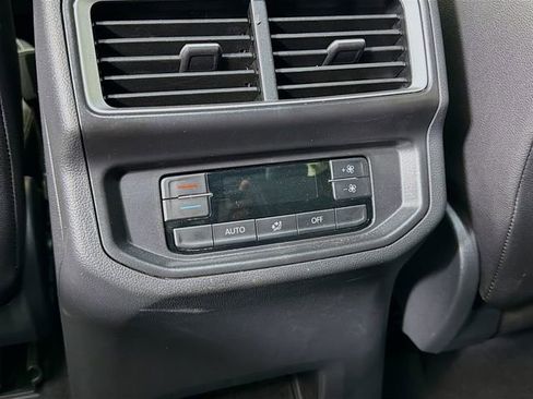 New 2025 Volkswagen Atlas SE image 24