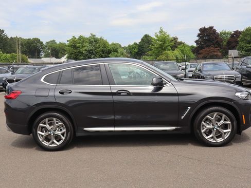 Used 2025 BMW X4 xDrive30i w/ Premium Package AWD/4WD image 4