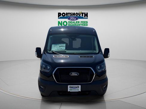 New 2026 Ford Transit 250 148 Medium Roof w/ Load Area Protection Package RWD image 10