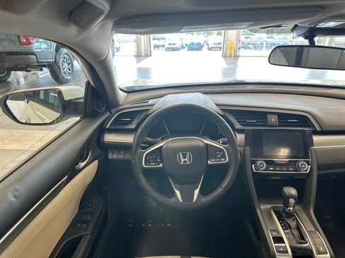 Used 2016 Honda Civic EX image 2