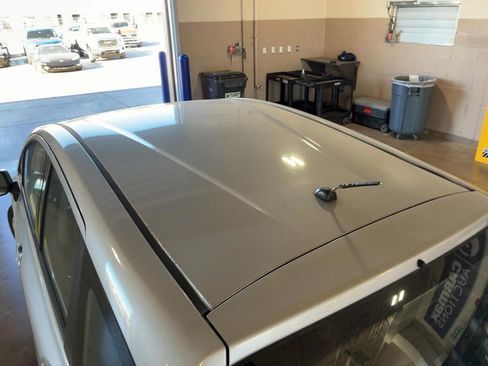 Used 2014 Nissan Versa Note SV image 6