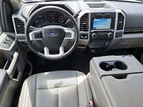 Used 2018 Ford F150 Lariat RWD image 10