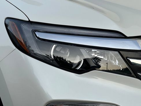 Used 2017 Honda Pilot EX-L image 10